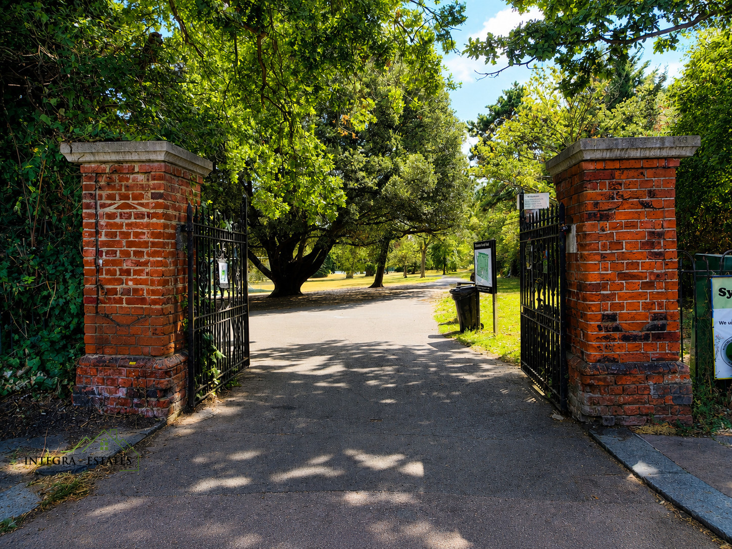 Thorpe close Sydenham Se26 Mayow park entrance.